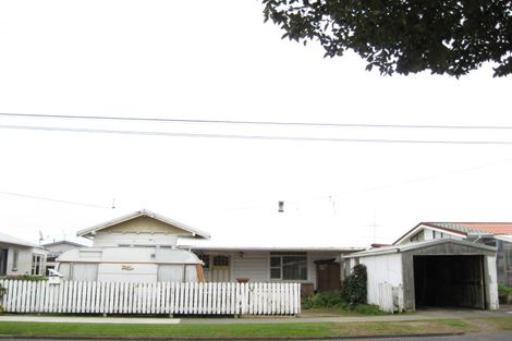 Photo of property in 30 Record Street, Fitzroy, New Plymouth, 4312