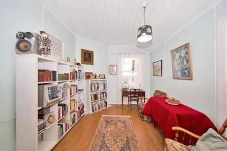 Photo of property in 72 Terou Street, Manaia, 4612