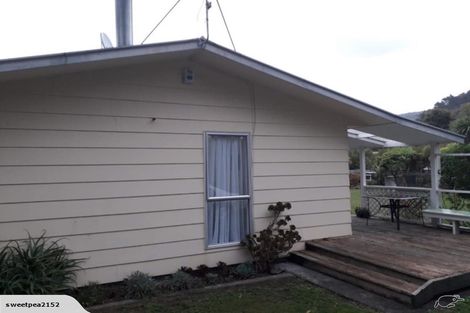 Photo of property in 3 Skipage Grove, Featherston, 5710