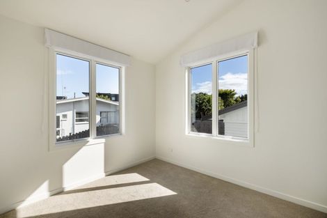 Photo of property in 320b Oceanbeach Road, Mount Maunganui, 3116