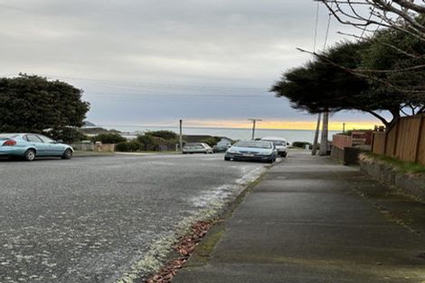 Photo of property in 6 Walker Avenue, Paremata, Porirua, 5026