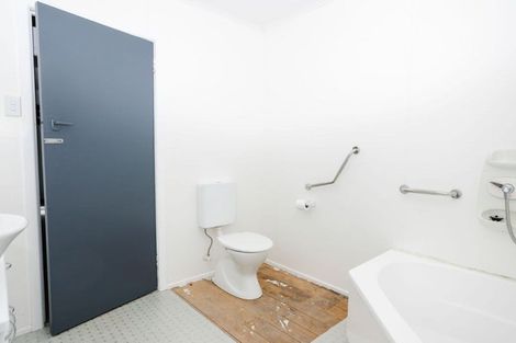 Photo of property in 11 Maclaurin Street, Dannevirke, 4930