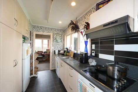 Photo of property in 713 Anson Street, Mayfair, Hastings, 4122