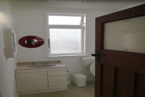 Photo of property in 76 Majoribanks Street, Mount Victoria, Wellington, 6011