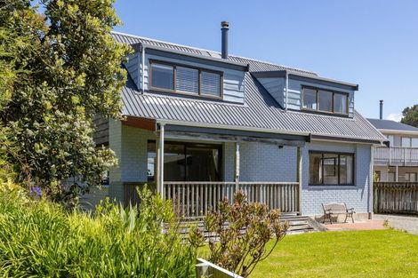 Photo of property in 112 Blue Pacific Parade, Riversdale Beach, Masterton, 5872