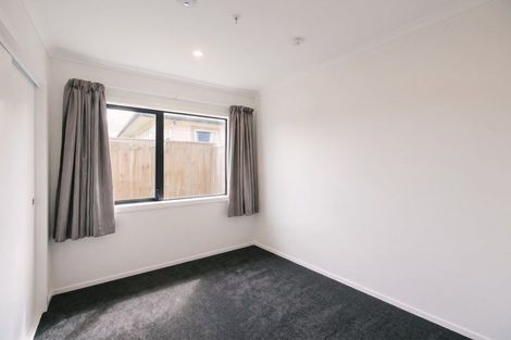 Photo of property in 24 Paisley Street, Mellons Bay, Auckland, 2014