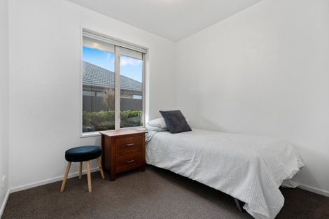 Photo of property in 11 Globe Bay Drive, Templeton, Christchurch, 8042