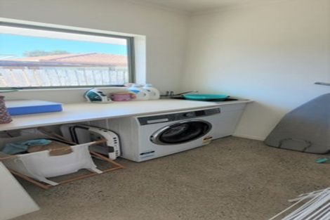 Photo of property in 28 Pacific View Road, Papamoa Beach, Papamoa, 3118