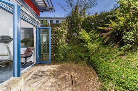 Photo of property in 4a Windy Ridge Road, Glenfield, Auckland, 0629