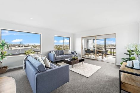 Photo of property in 1006 Whangaparaoa Road, Tindalls Beach, Whangaparaoa, 0930