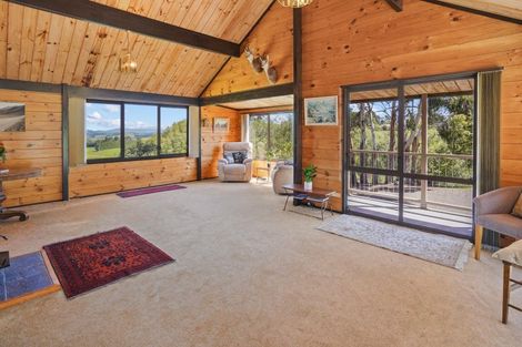 Photo of property in 180 Leader Road West, Waiau, 7395