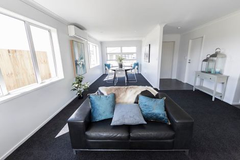 Photo of property in 16 Tawhiti Road, Pukekohe, 2120