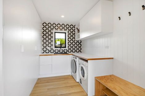 Photo of property in 30 Park Terrace, Waikuku Beach, 7473