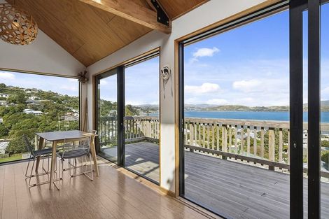 Photo of property in 13 Airlie Road, Plimmerton, Porirua, 5026