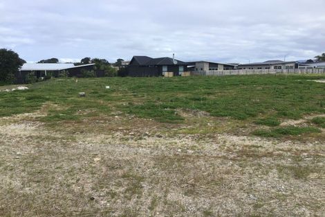 Photo of property in 64 Reel Road, Waihi Beach, 3611