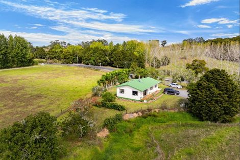 Photo of property in 299 Tauraroa Road, Maungakaramea, Whangarei, 0178