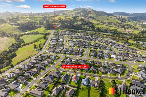 Photo of property in 15 Parkgrove Crescent, Pokeno, 2402