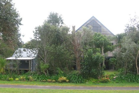 Photo of property in 114 Miro Place, Matarangi, Whitianga, 3592