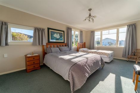 Photo of property in 15 Sandringham Street, Oamaru North, Oamaru, 9400