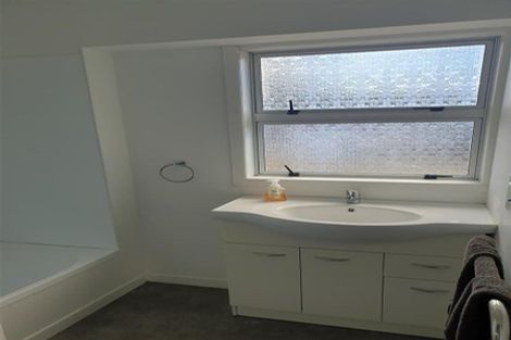 Photo of property in 98 Cook Street, Howick, Auckland, 2014