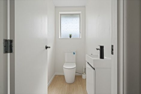 Photo of property in 22 Tavistock Street, Westown, New Plymouth, 4310