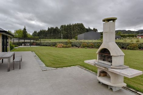 Photo of property in 22 Pope Road, Upper Charlton, Gore, 9774