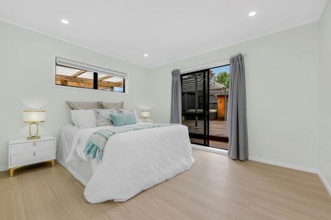 Photo of property in 3 Mimosa Place, Half Moon Bay, Auckland, 2012