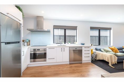 Photo of property in 25 Piripiri Place, Broomfield, Christchurch, 8042