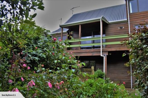 Photo of property in 2 Park Road, Paraparaumu Beach, Paraparaumu, 5032