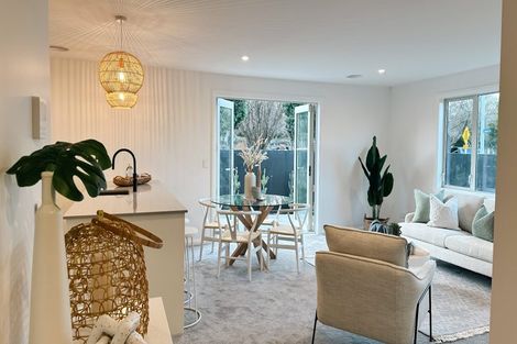 Photo of property in 2 Samuel Place, Terrace End, Palmerston North, 4410