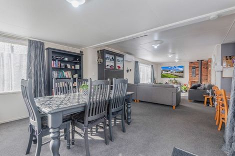 Photo of property in 9 Totara Place, Pahiatua, 4910