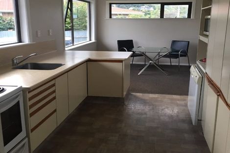 Photo of property in 5 Warwick Crescent, Taradale, Napier, 4112