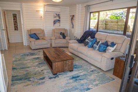 Photo of property in 8 Haekaro Lane, Cable Bay, 0420