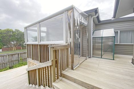 Photo of property in 109 Reeves Road, Pakuranga Heights, Auckland, 2010