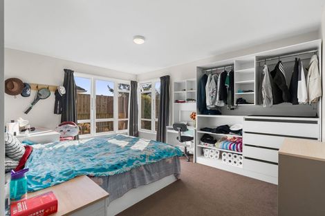 Photo of property in 14 Earnslaw Crescent, Bryndwr, Christchurch, 8053