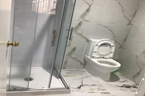 Photo of property in 18 Brunner Road, Glen Eden, Auckland, 0602