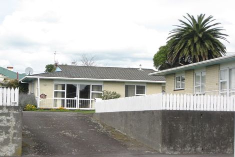 Photo of property in 159 Saint Aubyn Street, New Plymouth, 4310