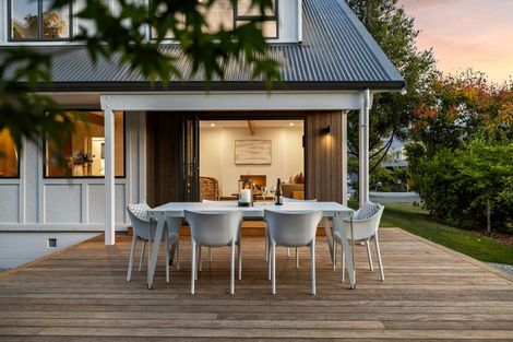 Photo of property in 10 Pritchard Place, Arrowtown, 9302