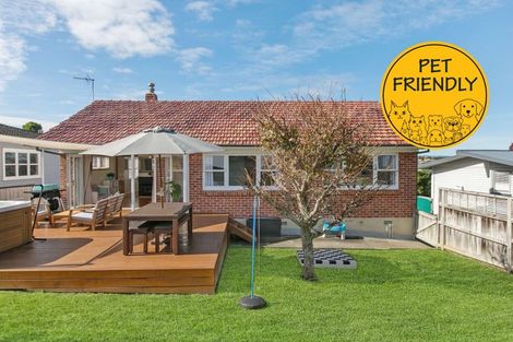 Photo of property in 1/30 Howe Street, Howick, Auckland, 2014