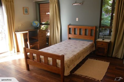 Photo of property in 66 Rosecamp Road, Beach Haven, Auckland, 0626