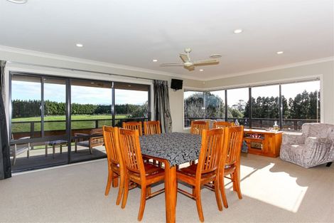 Photo of property in 354 Henwood Road, Hillsborough, New Plymouth, 4372