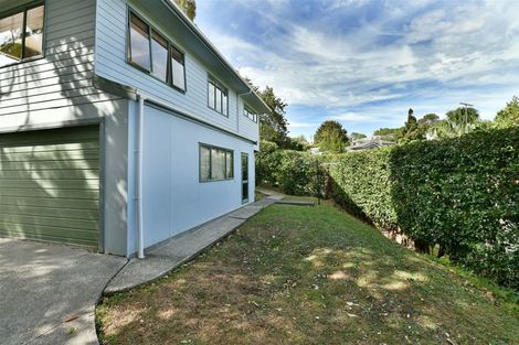 Photo of property in 33a Kia Ora Road, Beach Haven, Auckland, 0626