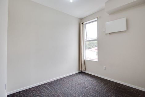 Photo of property in 33 Karo Drive, Te Aro, Wellington, 6011