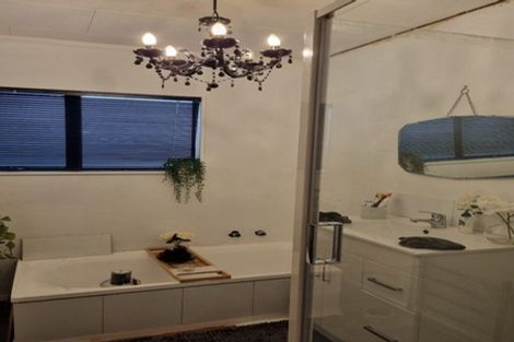 Photo of property in 33b Grey Street, Martinborough, 5711