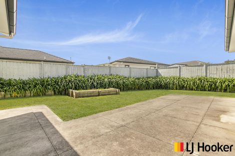 Photo of property in 3 Manene Street, Wattle Downs, Auckland, 2103