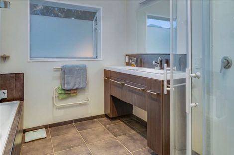 Photo of property in 652 Atawhai Crescent, Atawhai, Nelson, 7010