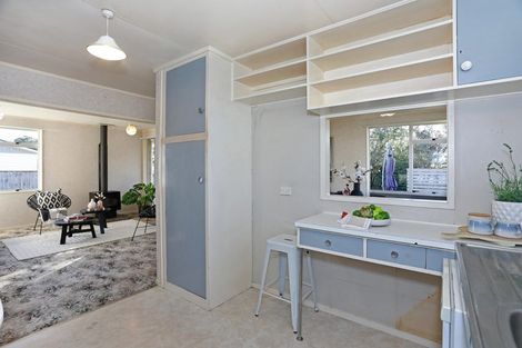 Photo of property in 1 Edward Street, Bulls, 4818