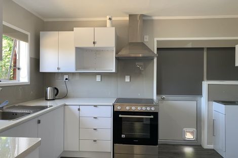 Photo of property in 3/157 Te Atatu Road, Te Atatu South, Auckland, 0610