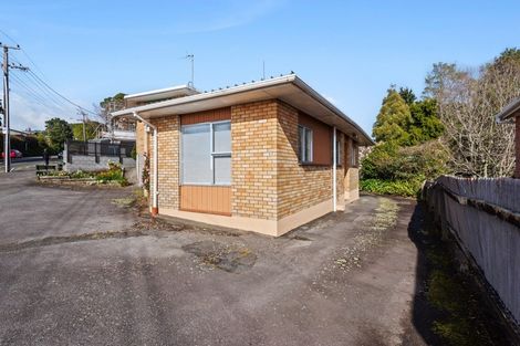 Photo of property in 1/4 Standish Street, New Plymouth, 4310