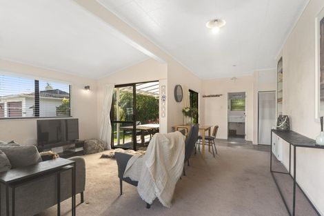 Photo of property in 18 Irwin Place, Kinloch, Taupo, 3377